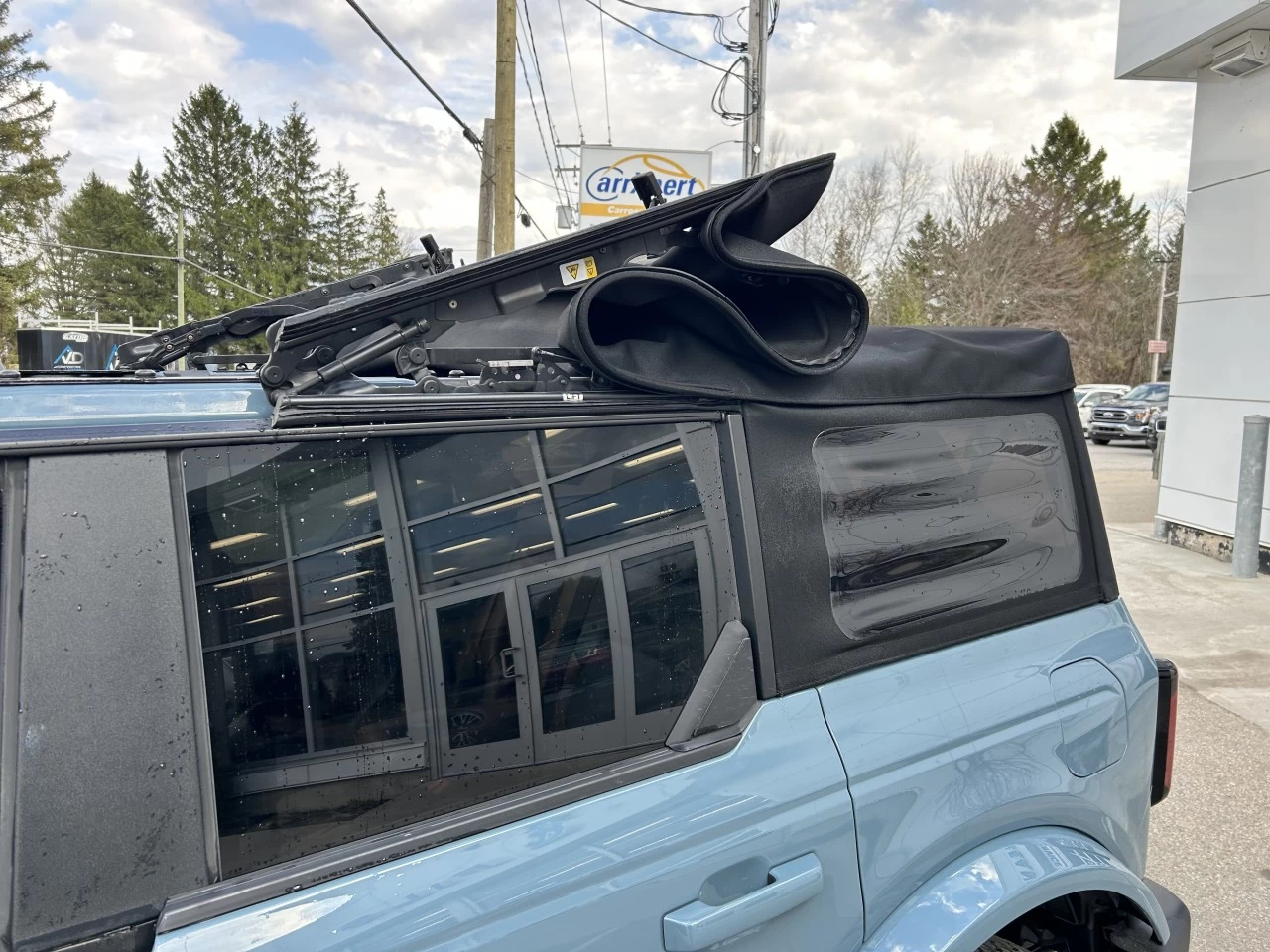 2022 Ford Bronco Outer Banks Image principale