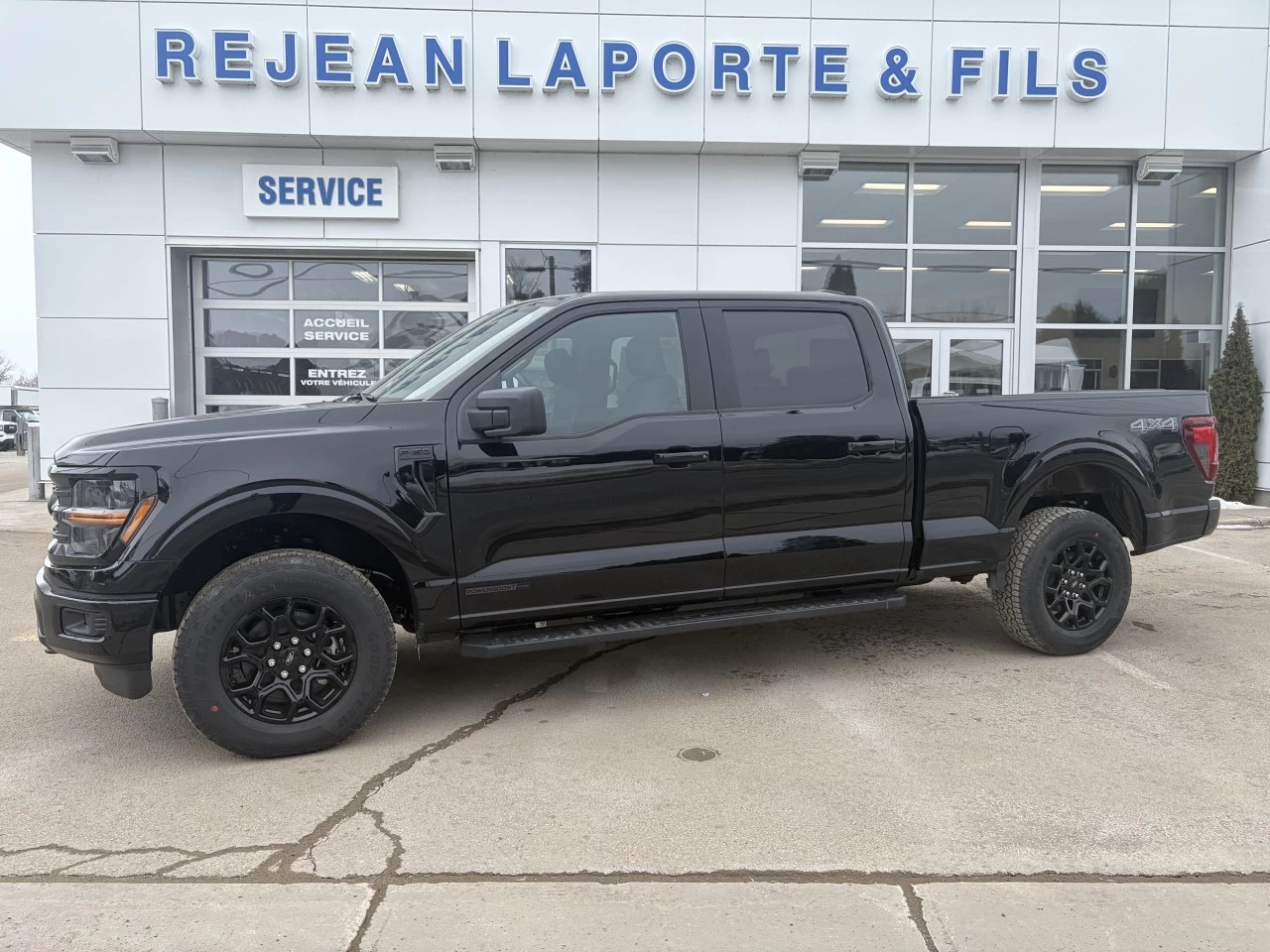 2026 Ford F-150 XLT 301A HYBRIDE POWERBOOST https://www.st-norbertford.com/resize/b990ff35b810a3abc0cc817b2ca24889-1