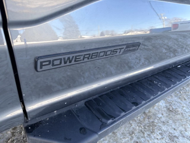 Ford F-150 XLT 303A 2026