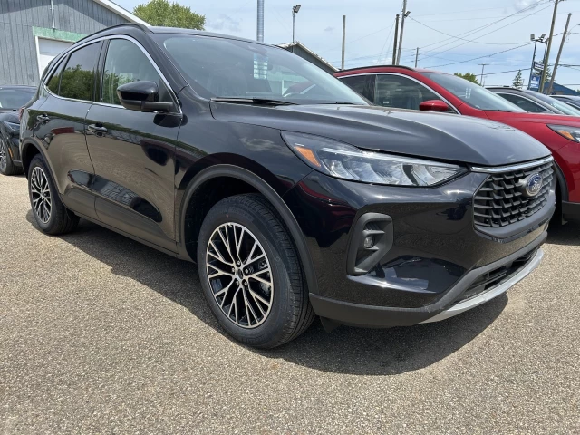 Ford Escape PHEV FWD 2025