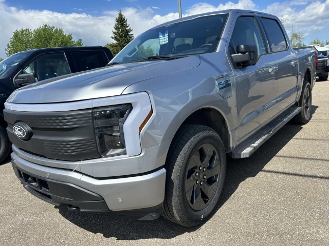 Ford F-150 Lightning FLASH 2025