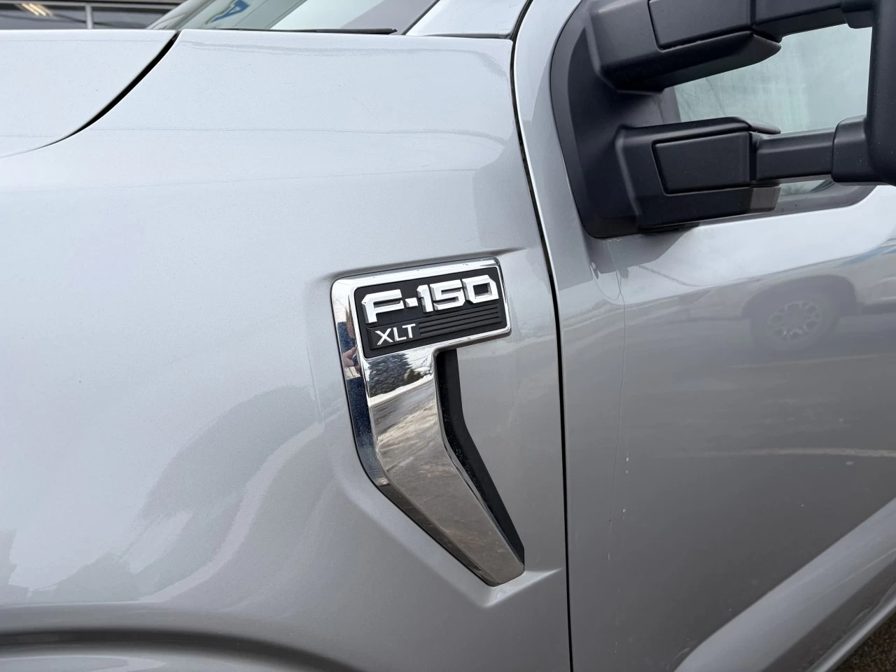 2022 Ford F-150 XLT 300A SYNC4 ENSEMBLE REMORQUAGE MAX https://www.st-norbertford.com/resize/b990ff35b810a3abc0cc817b2ca24889-1