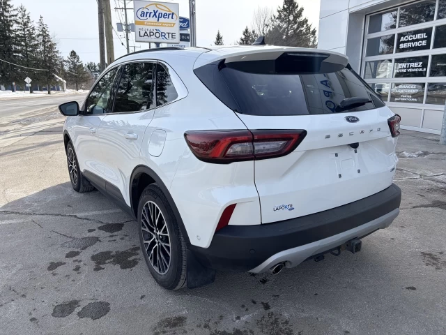 Ford Escape PHEV HAUT NIVEAU 700A TOIT PANORAMIQUE ENSEMBLE REMORQUAGE AFFICHAGE TÊTE HAUTTE 2023