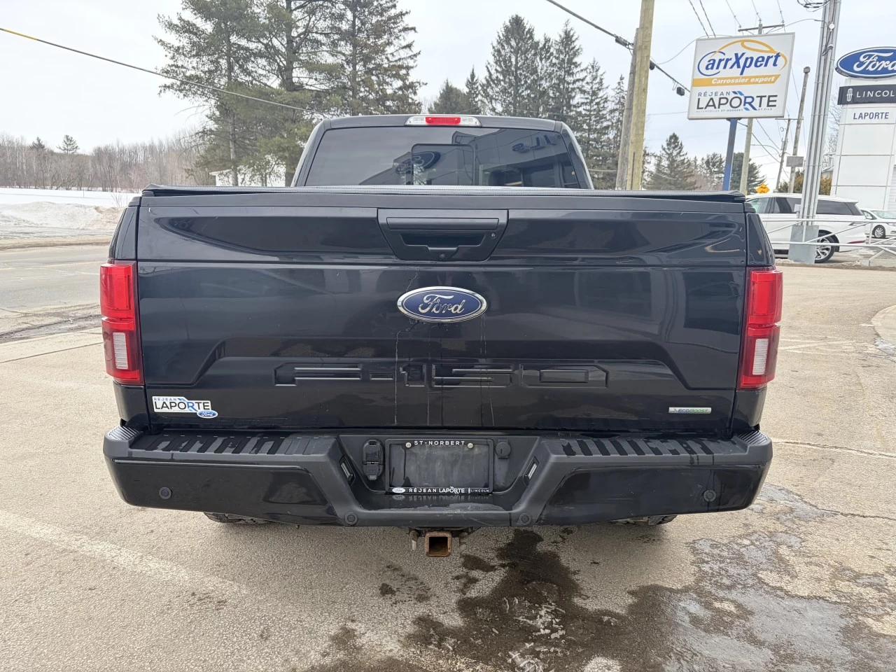 2020 Ford F-150 LARIAT 502A https://www.st-norbertford.com/resize/b990ff35b810a3abc0cc817b2ca24889-1