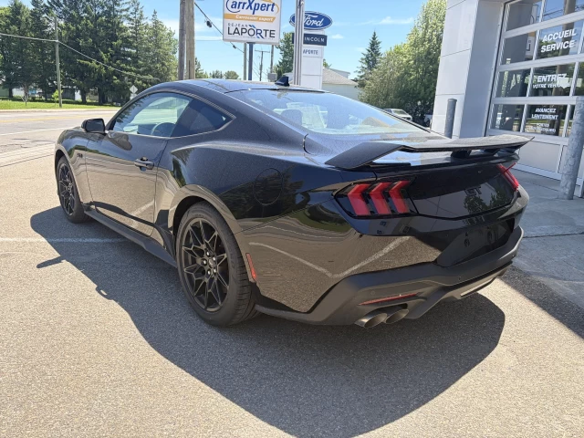 Ford Mustang GT 2026