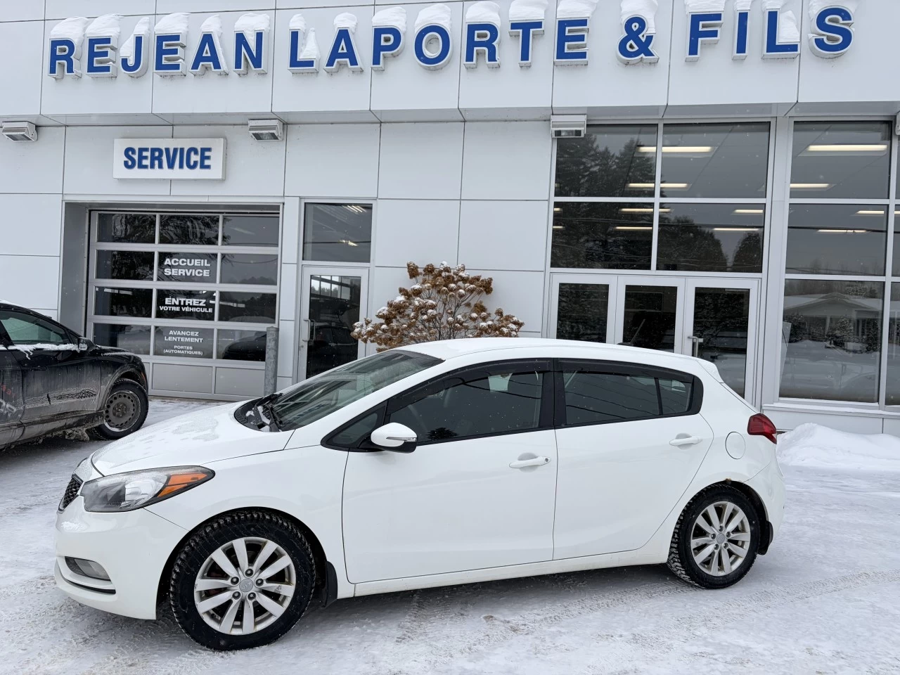 2016 Kia Forte LX+/EX https://www.st-norbertford.com/resize/b990ff35b810a3abc0cc817b2ca24889-1