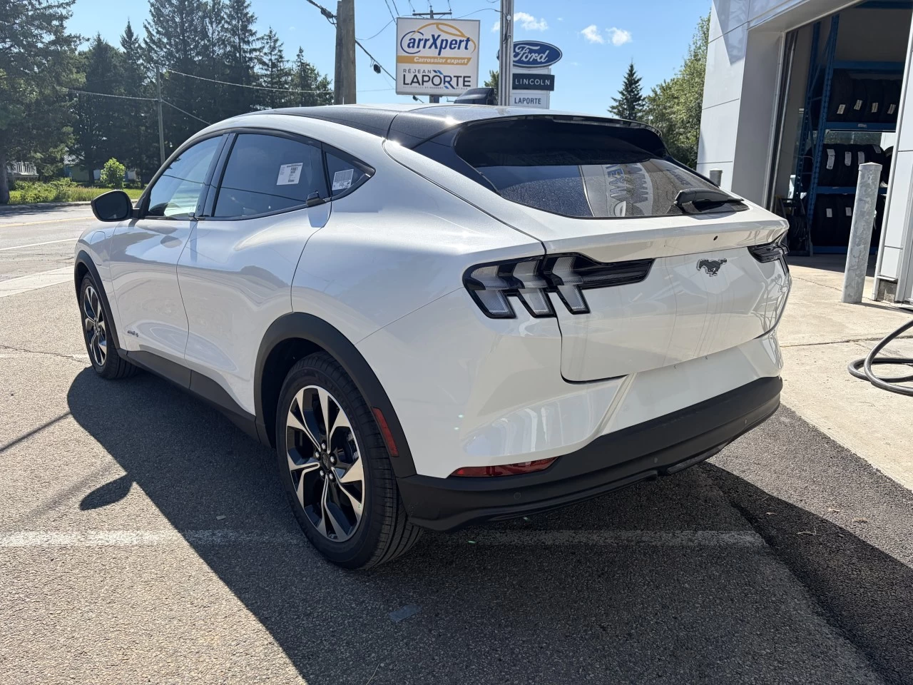 2026 Ford Mustang Mach-E SELECT https://www.st-norbertford.com/resize/b990ff35b810a3abc0cc817b2ca24889-1