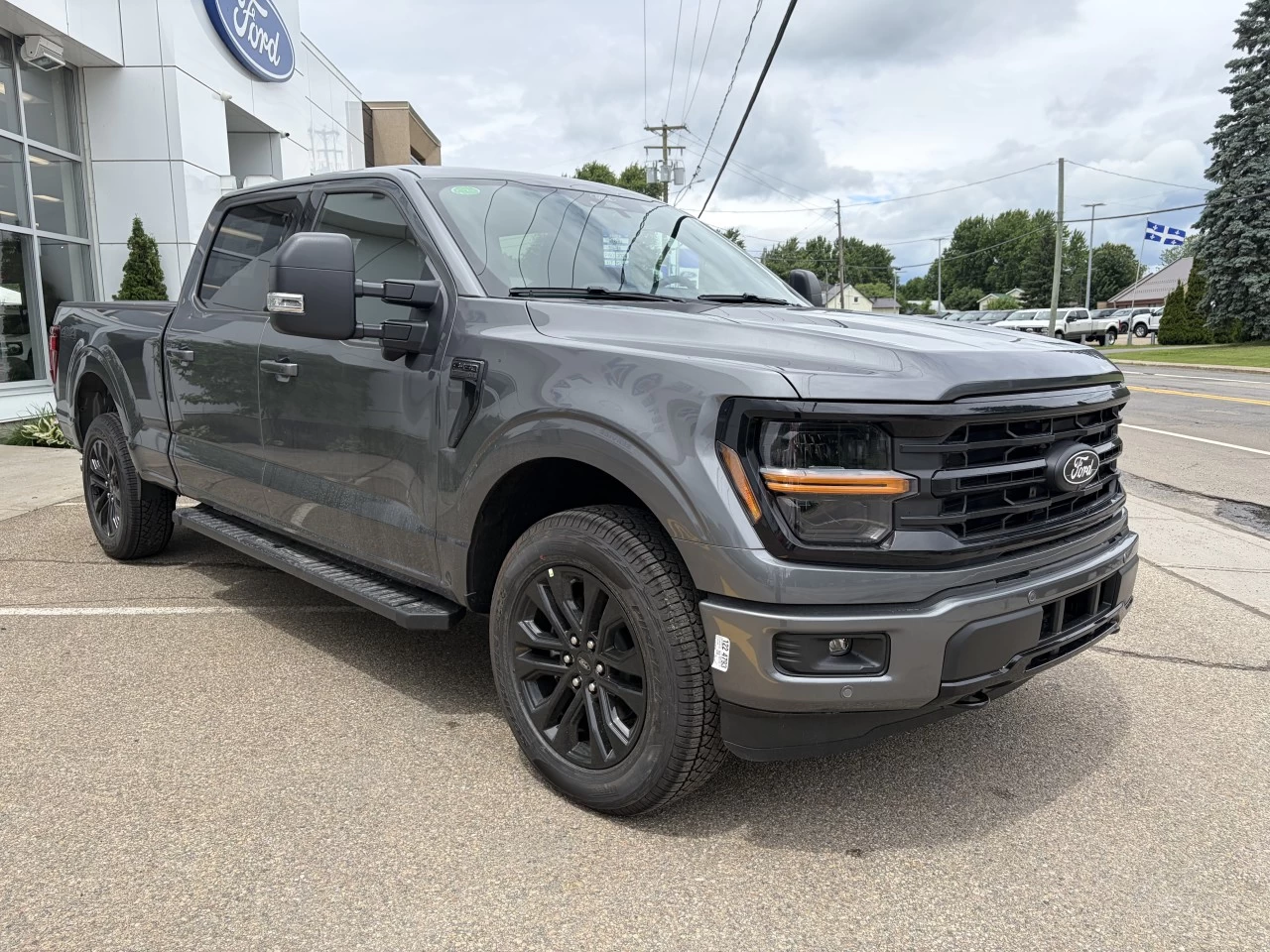 2026 Ford F-150 XLT https://www.st-norbertford.com/resize/b990ff35b810a3abc0cc817b2ca24889-1