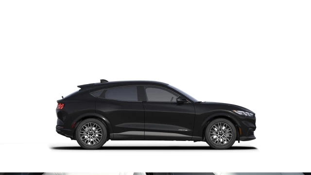 Ford Mustang Mach-E PREMIUM AWD 2025