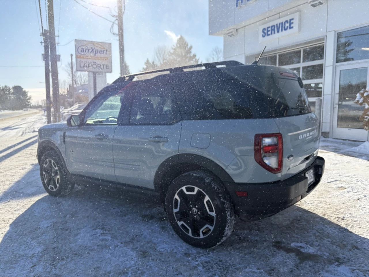 2024 Ford Bronco Sport Outer Banks 4WD CUIR SIEGES/VOLANT CHAUFFANT https://www.st-norbertford.com/resize/b990ff35b810a3abc0cc817b2ca24889-1
