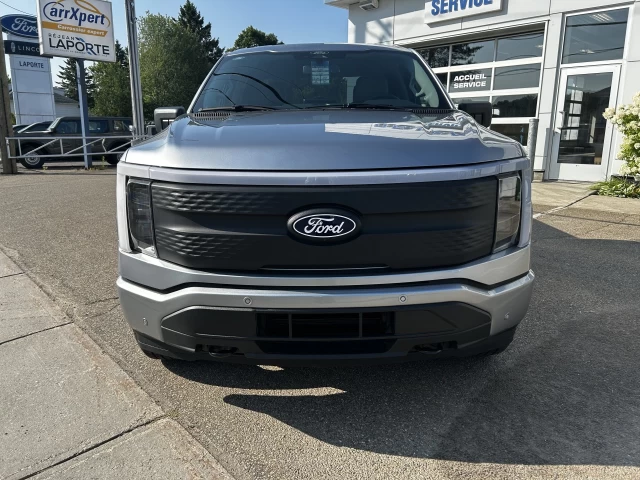 Ford F-150 Lightning FLASH 2025