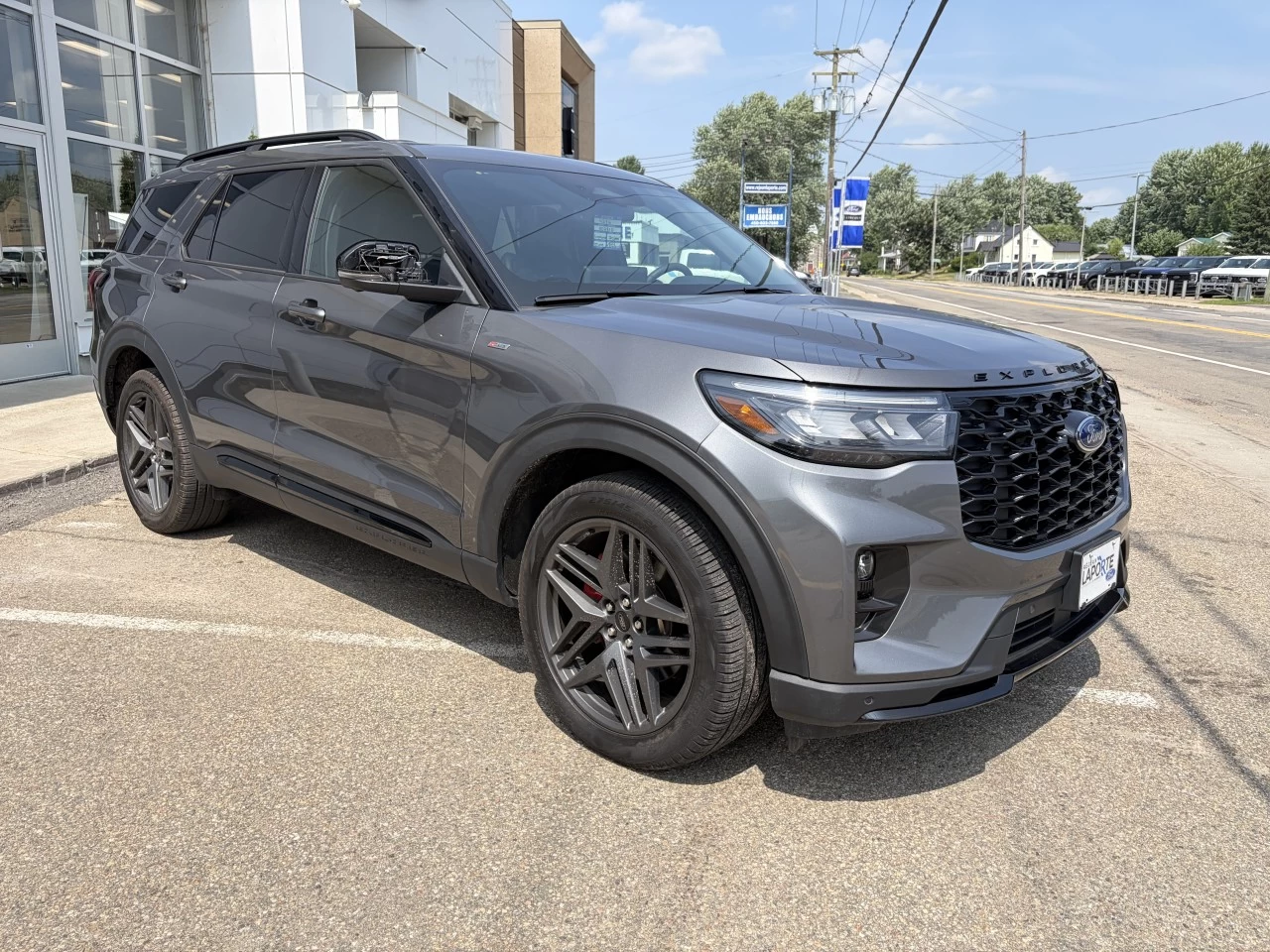 2026 Ford Explorer ST-Line https://www.st-norbertford.com/resize/b990ff35b810a3abc0cc817b2ca24889-1