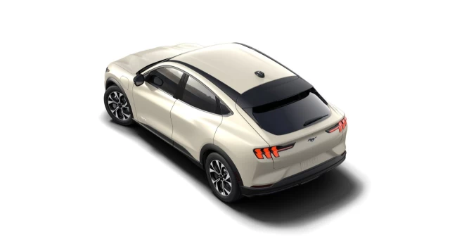 Ford Mustang Mach-E PREMIUM AWD 2025