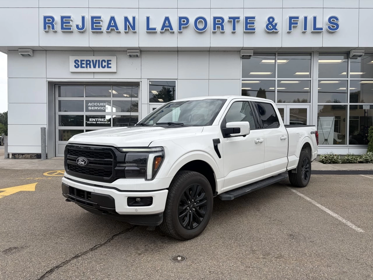 2025 Ford F-150 LARIAT TOIT OUVRANT ECOBOOST V6 4X4 https://www.st-norbertford.com/resize/b990ff35b810a3abc0cc817b2ca24889-1