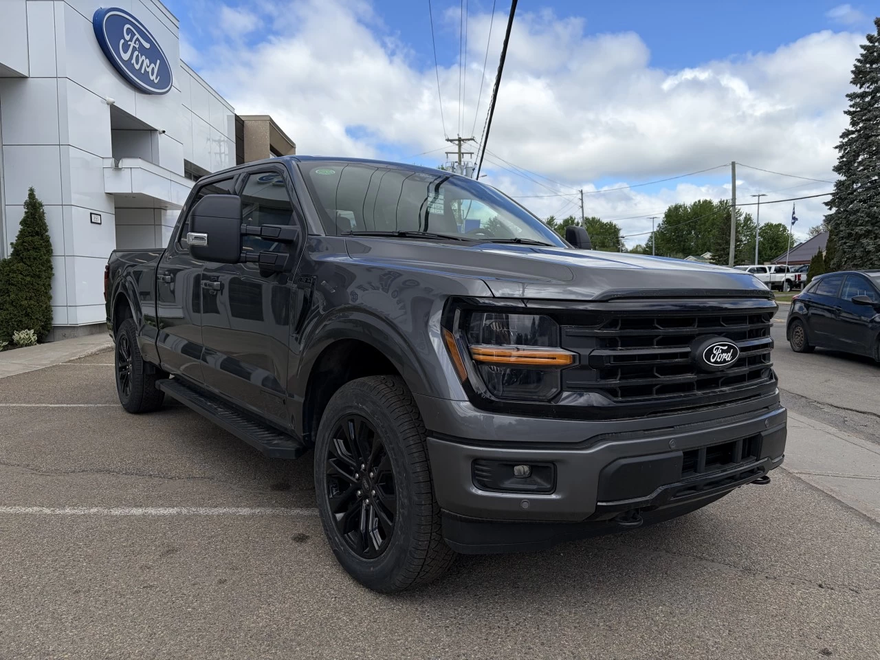 2026 Ford F-150 XLT 303A https://www.st-norbertford.com/resize/b990ff35b810a3abc0cc817b2ca24889-1