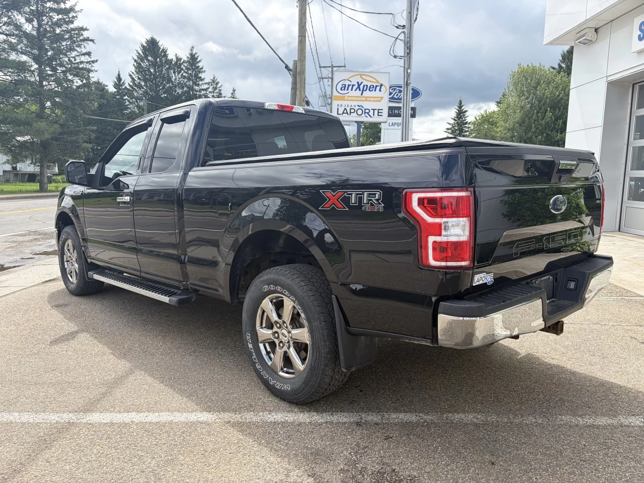 2020 Ford F-150 XLT Main Image