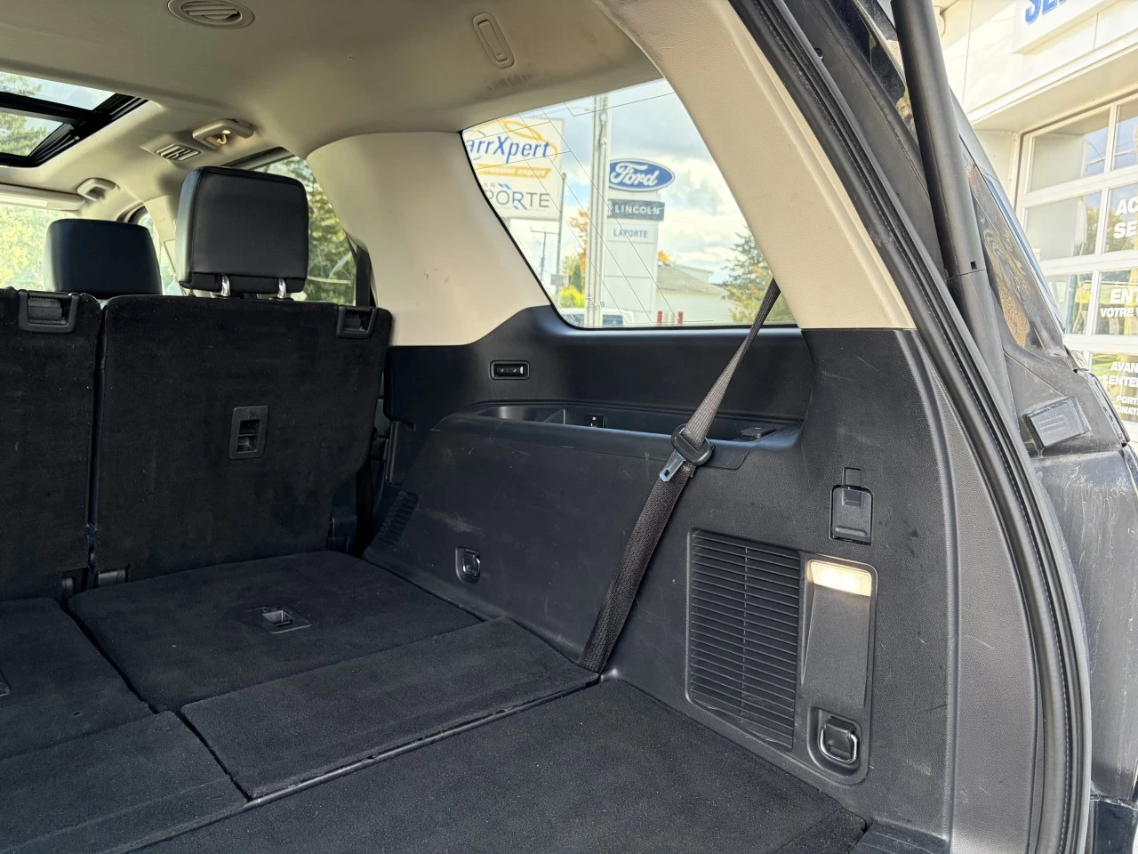 2023 Ford Expedition XLT TOIT OUVRANT 4X4 V6 3.5L ECOBOOST 202A https://www.st-norbertford.com/resize/b990ff35b810a3abc0cc817b2ca24889-1