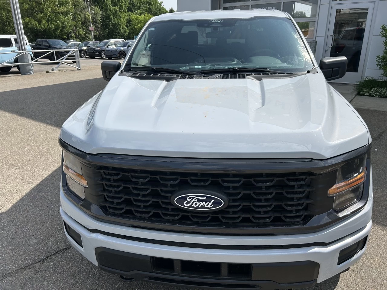 2025 Ford F-150 STX Image principale