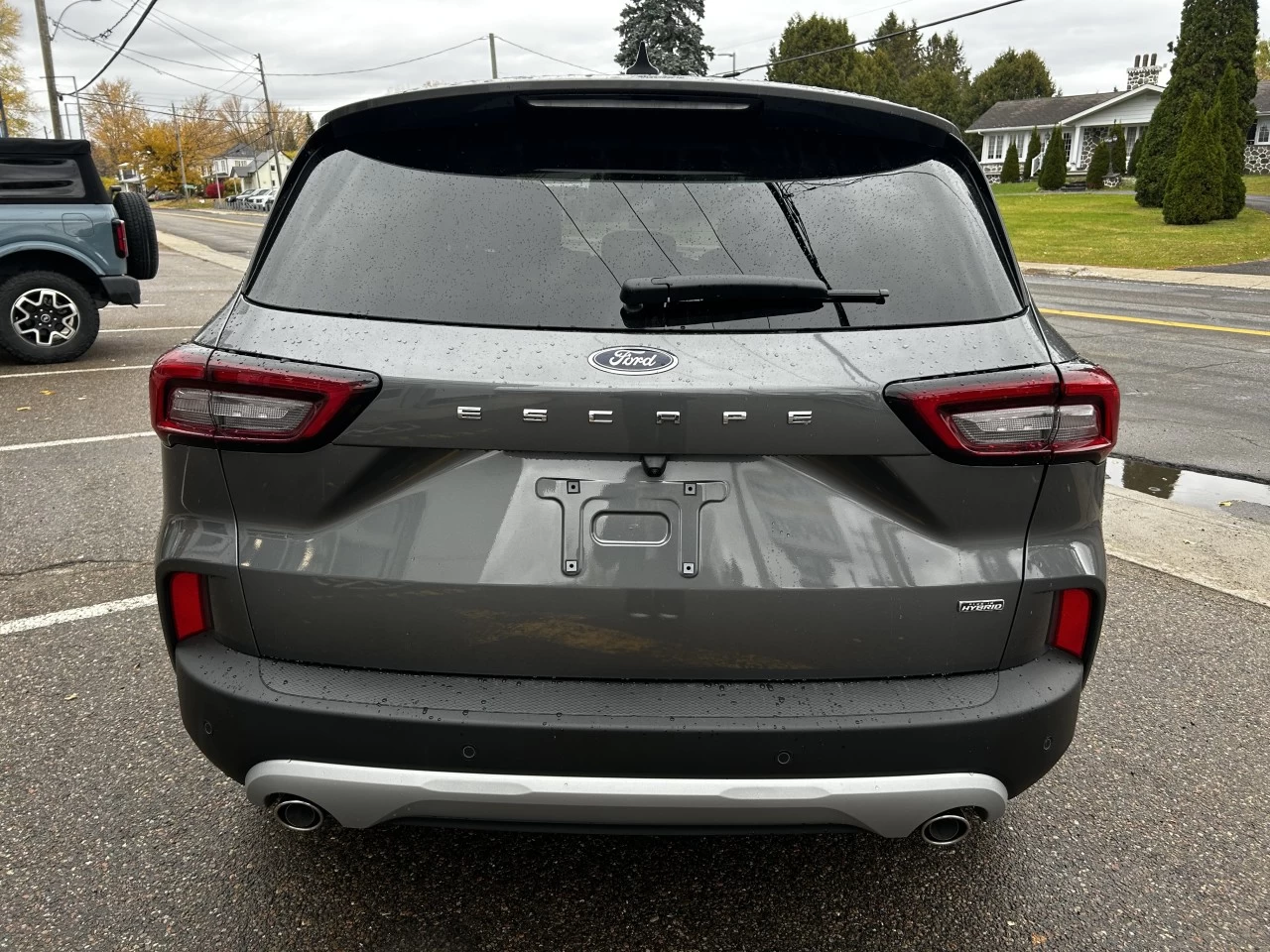 2026 Ford Escape PHEV https://www.st-norbertford.com/resize/b990ff35b810a3abc0cc817b2ca24889-1