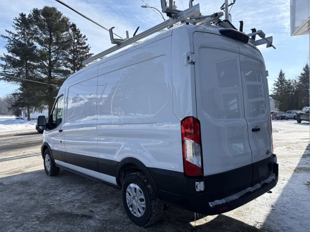 Ford E-Transit T-350 Med Rf 9500 GVWR RWD 2022
