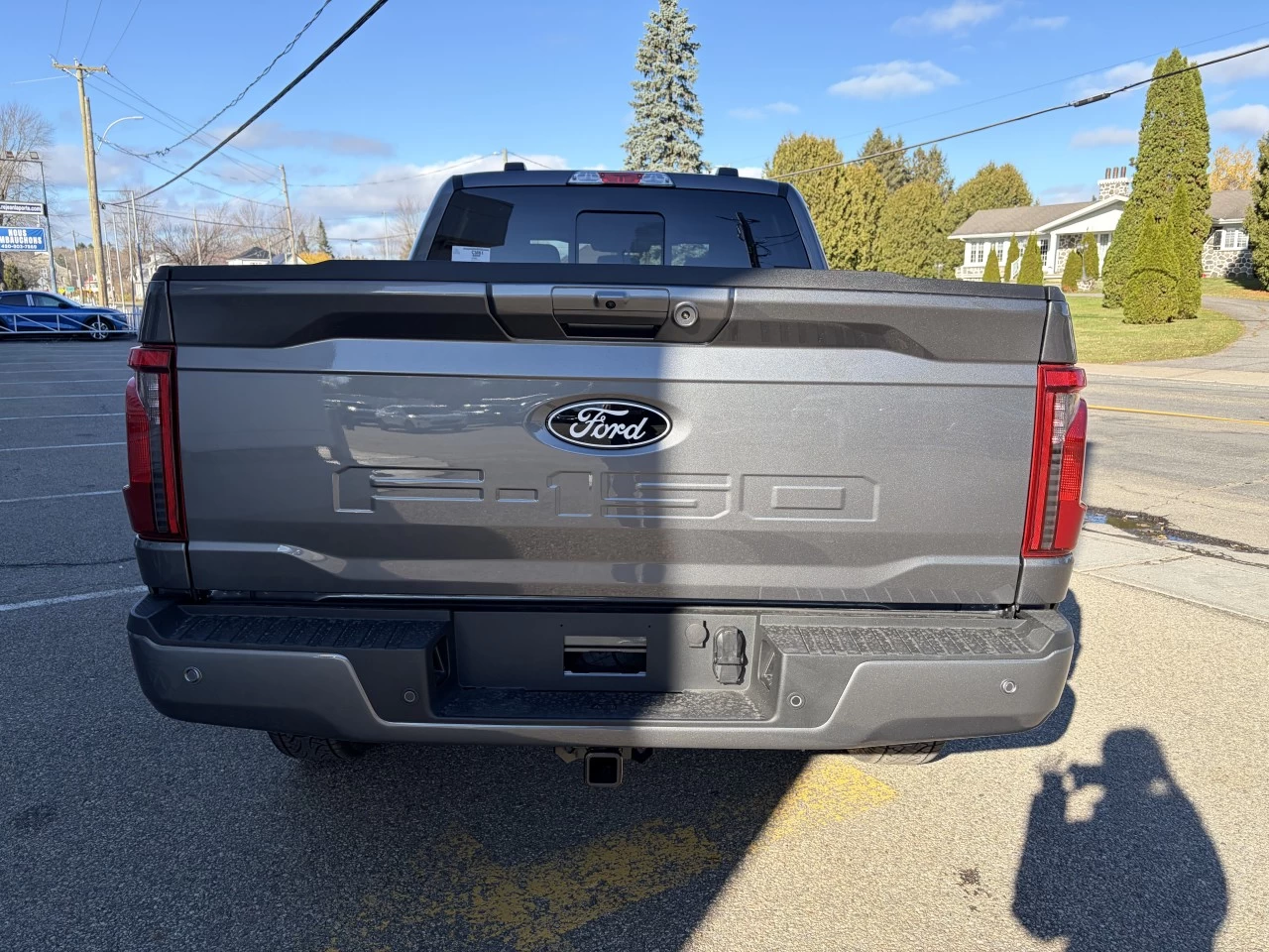 2025 Ford F-150 XLT Main Image