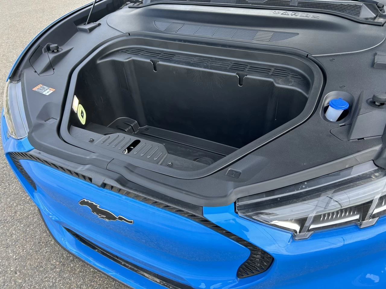 2024 Ford Mustang Mach-E Select AWD https://www.st-norbertford.com/resize/b990ff35b810a3abc0cc817b2ca24889-1