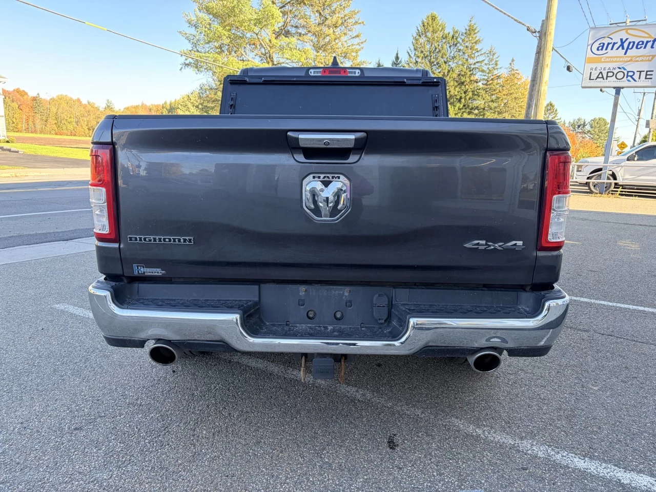 2019 Ram 1500 Big Horn V8 5.7L 4X4 https://www.st-norbertford.com/resize/b990ff35b810a3abc0cc817b2ca24889-1