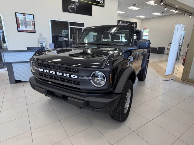Ford Bronco Base 2026