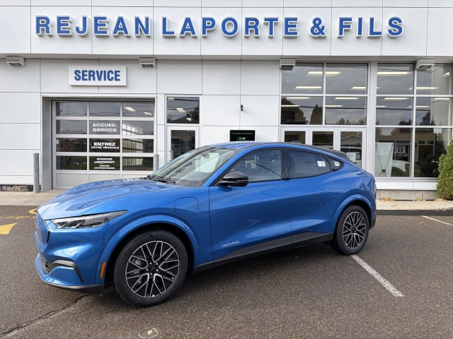 Ford Mustang Mach-E PREMIUM 88 KWH 300A 2026