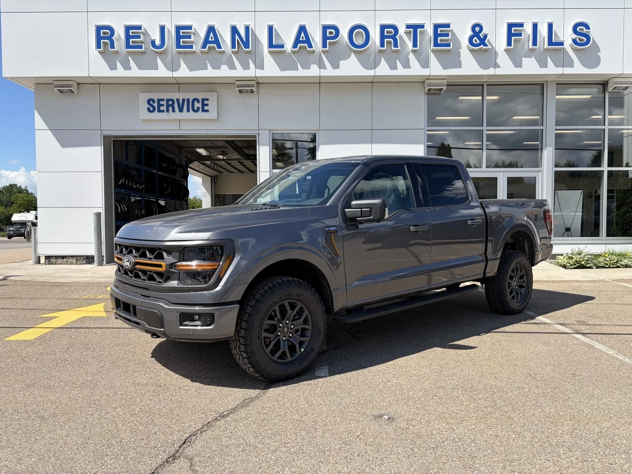 2026 Ford F-150 Tremor https://www.st-norbertford.com/resize/b990ff35b810a3abc0cc817b2ca24889-1