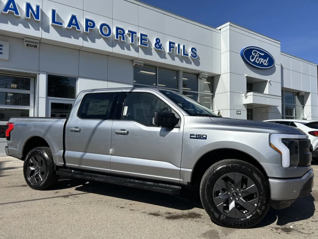 Ford F-150 Lightning FLASH 2025