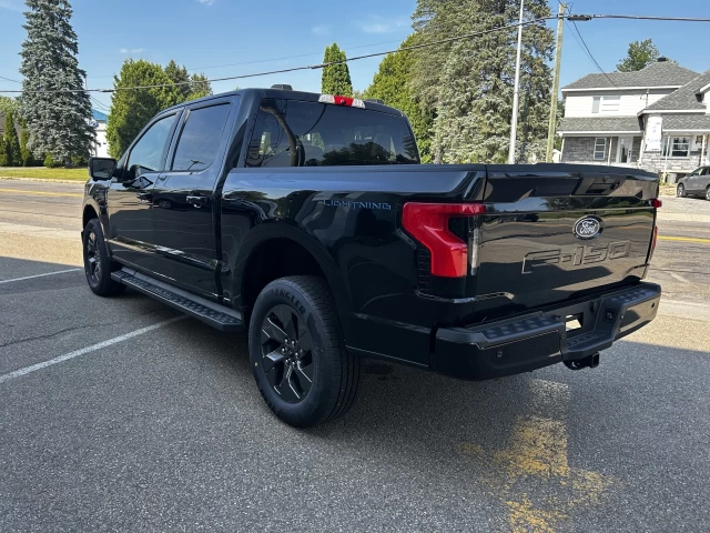Ford F-150 Lightning FLASH 2025