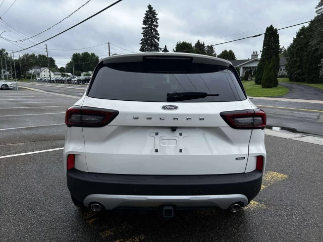 Ford Escape PHEV 2025