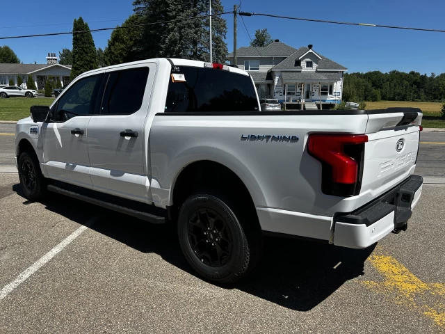 Ford F-150 Lightning XLT 2025