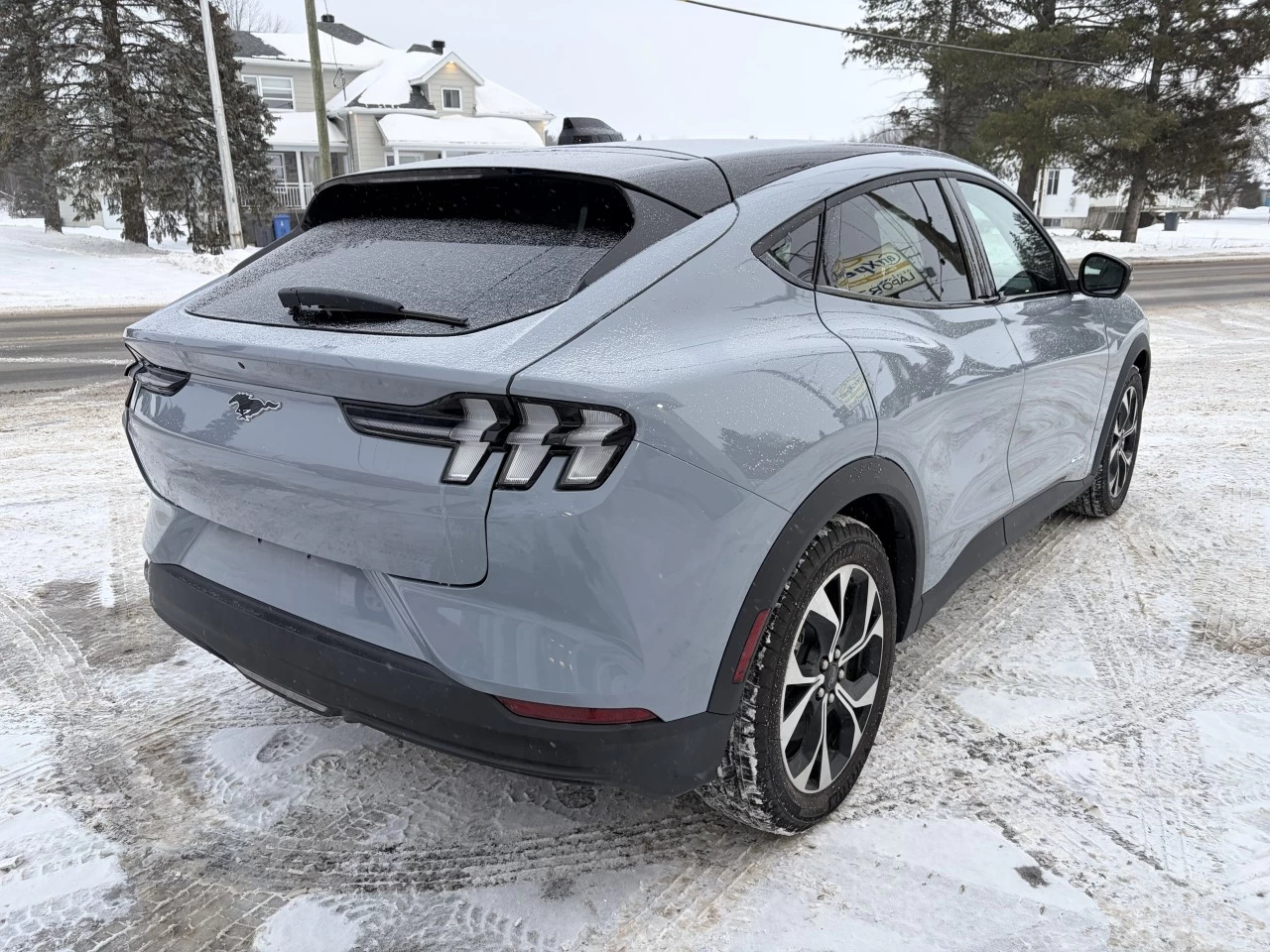 2025 Ford Mustang Mach-E SELECT https://www.st-norbertford.com/resize/b990ff35b810a3abc0cc817b2ca24889-1