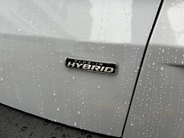 Ford Escape PHEV 2026