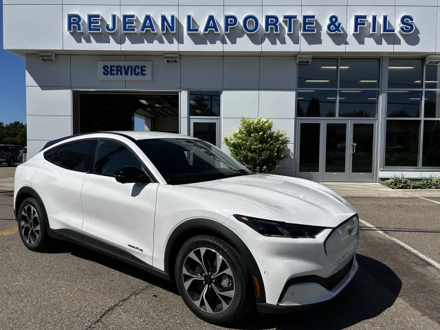 Ford Mustang Mach-E SELECT AWD 2024