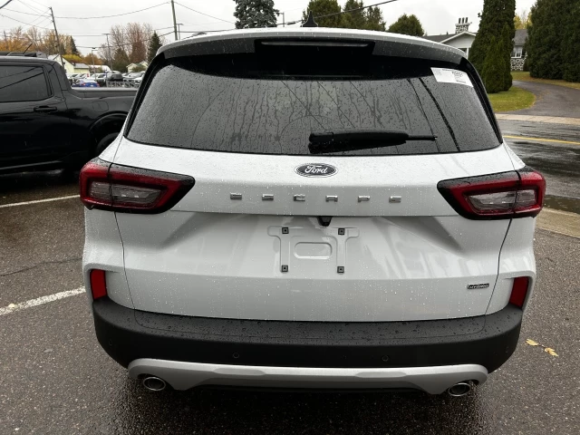 Ford Escape PHEV 2026
