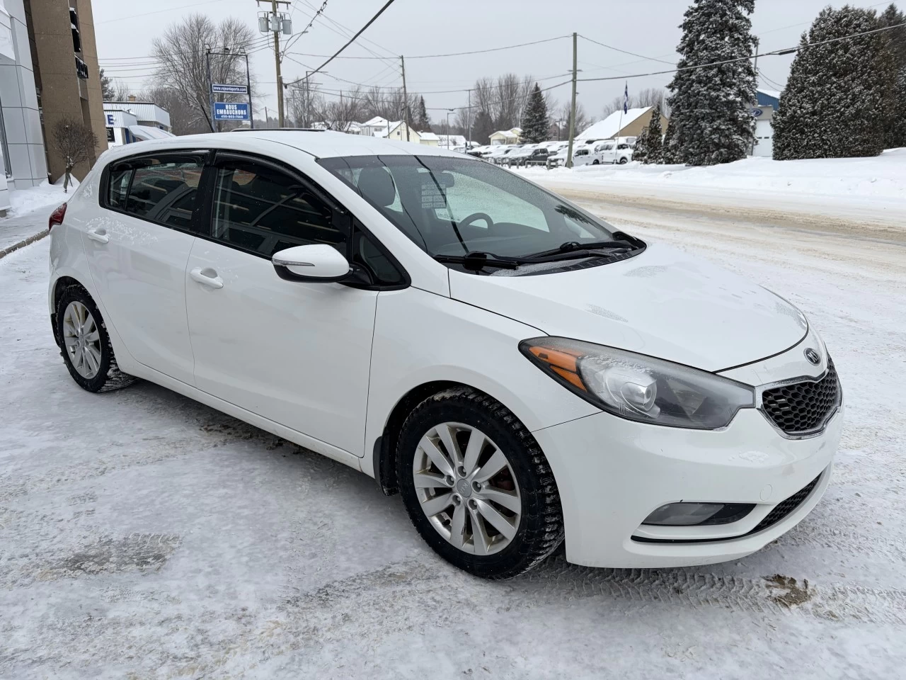 2016 Kia Forte LX+/EX https://www.st-norbertford.com/resize/b990ff35b810a3abc0cc817b2ca24889-1