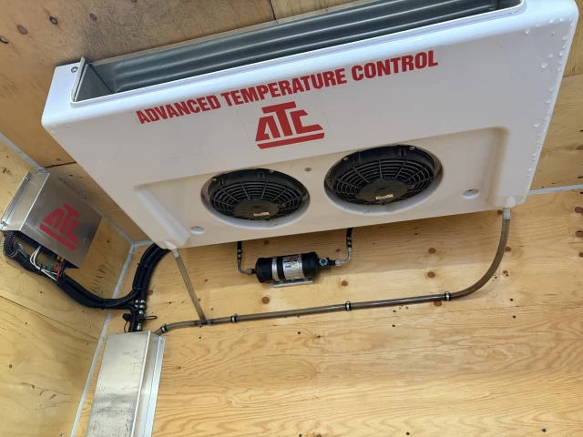 Ford Transit-250 T-250 148" Med Rf 9000 GVWR Sliding RH Dr 2019