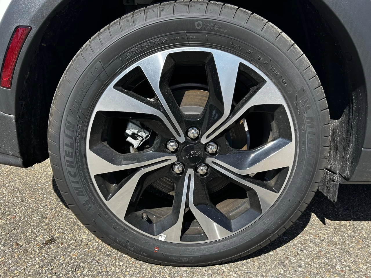 2024 Ford Mustang Mach-E SELECT AWD https://www.st-norbertford.com/resize/b990ff35b810a3abc0cc817b2ca24889-1