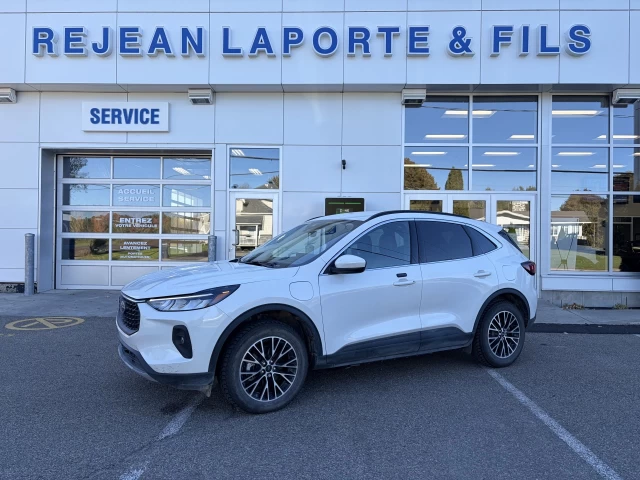 Ford Escape PHEV 2025