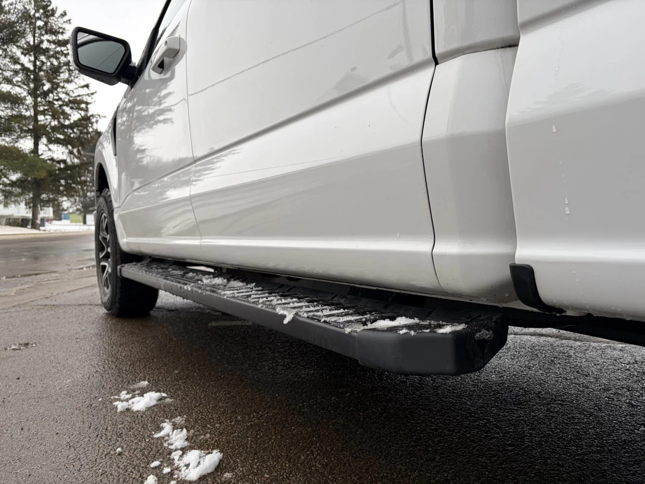 2021 Ford F-150 XLT 3.5L ECOBOOST 302A FX4 ÉCRAN 12 PO CARPLAY ANDROID AUTO SIEGES CHAUFFANTS Image principale