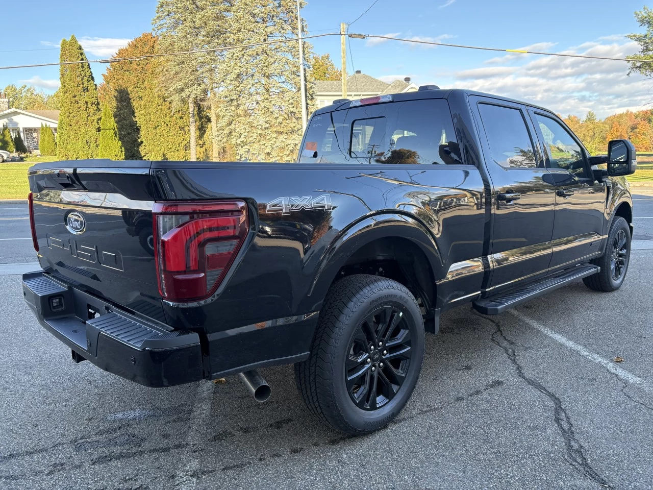 2026 Ford F-150 LARIAT Main Image