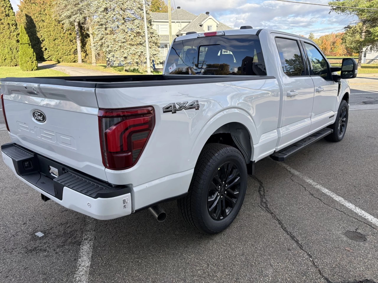 2026 Ford F-150 LARIAT Main Image