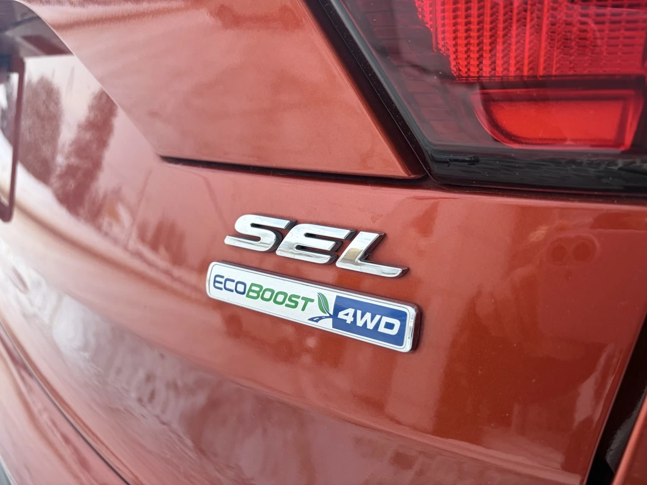 2019 Ford Escape SEL AWD CUIR CAMÉRA DE RECUL SIÈGES AVANT CHAUFFANT APPLE CARPLAY/ANDROID AUTO https://www.st-norbertford.com/resize/b990ff35b810a3abc0cc817b2ca24889-1