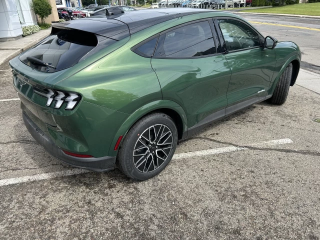 Ford Mustang Mach-E PREMIUM AWD 2025