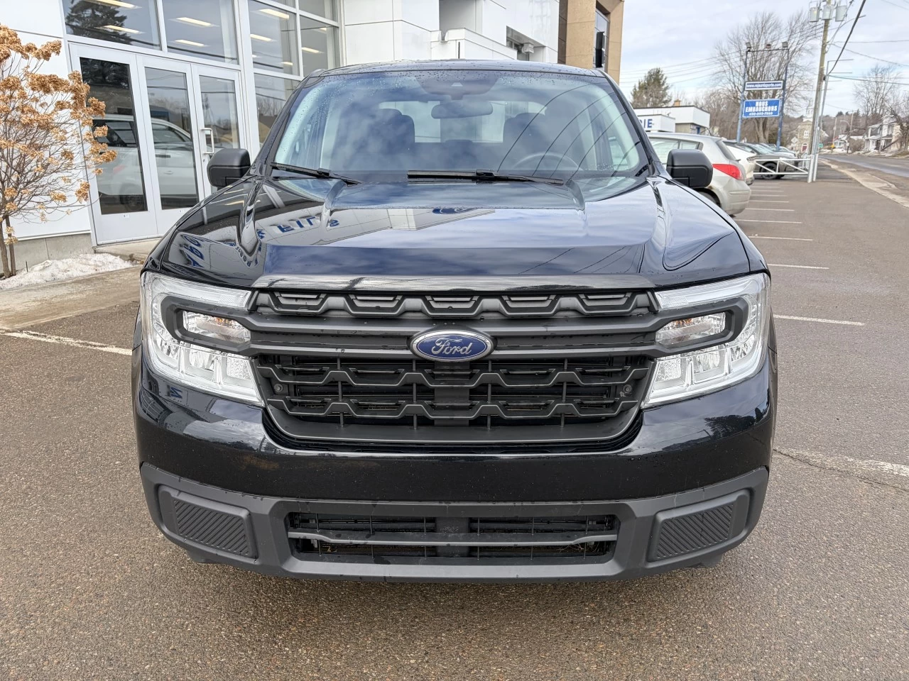 2024 Ford Maverick XL HYBRIDE https://www.st-norbertford.com/resize/b990ff35b810a3abc0cc817b2ca24889-1