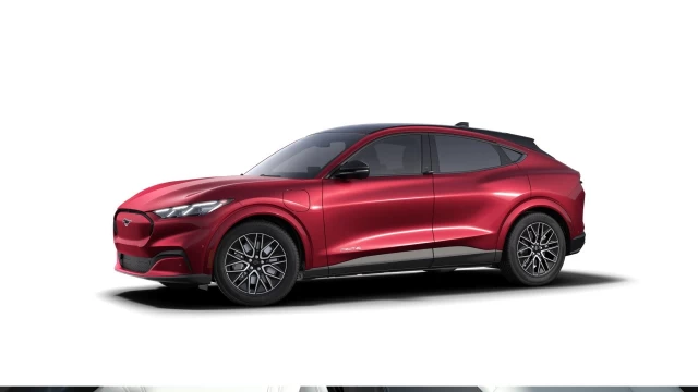 Ford Mustang Mach-E PREMIUM AWD 2025