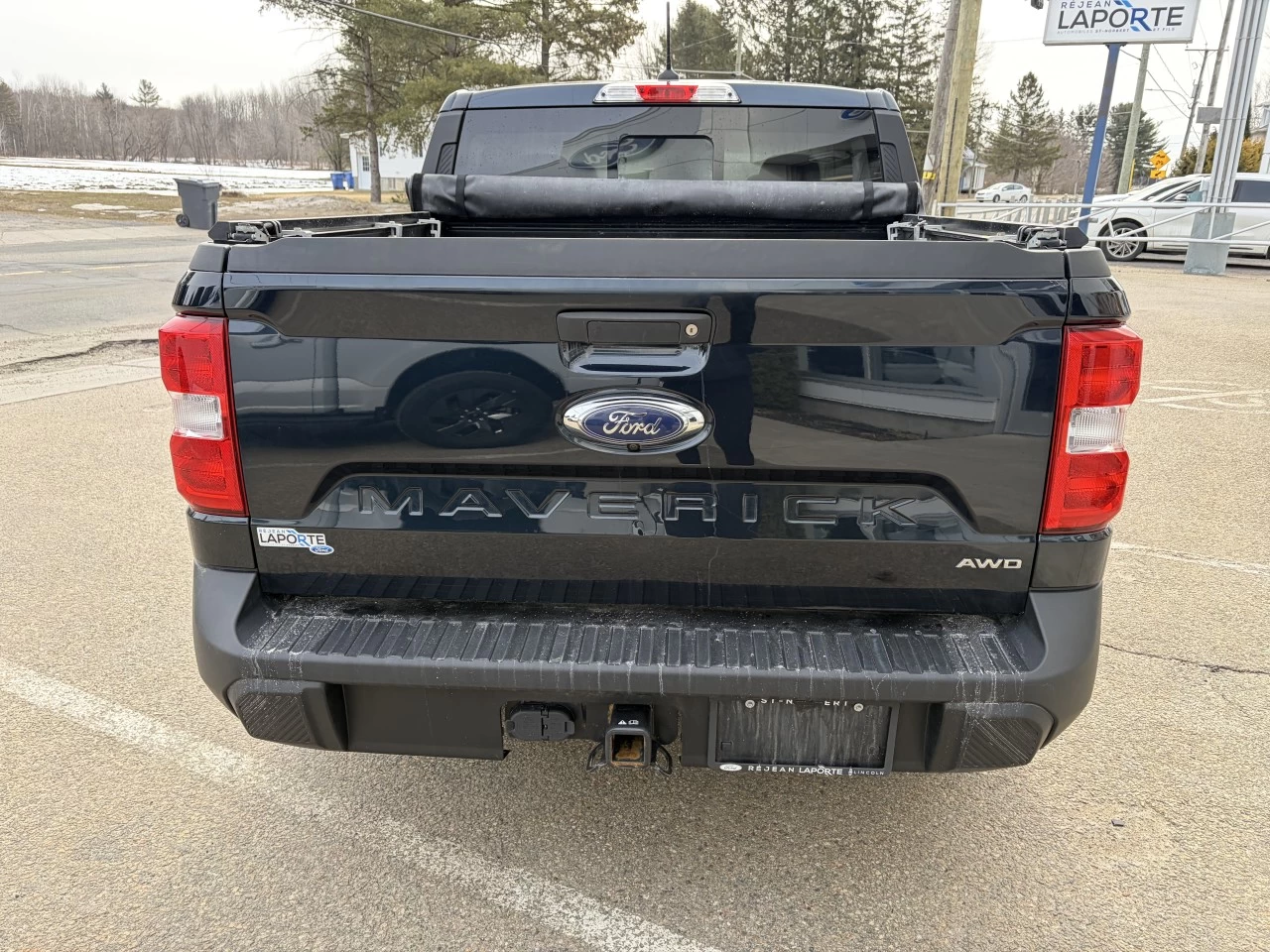 2022 Ford Maverick LARIAT https://www.st-norbertford.com/resize/b990ff35b810a3abc0cc817b2ca24889-1